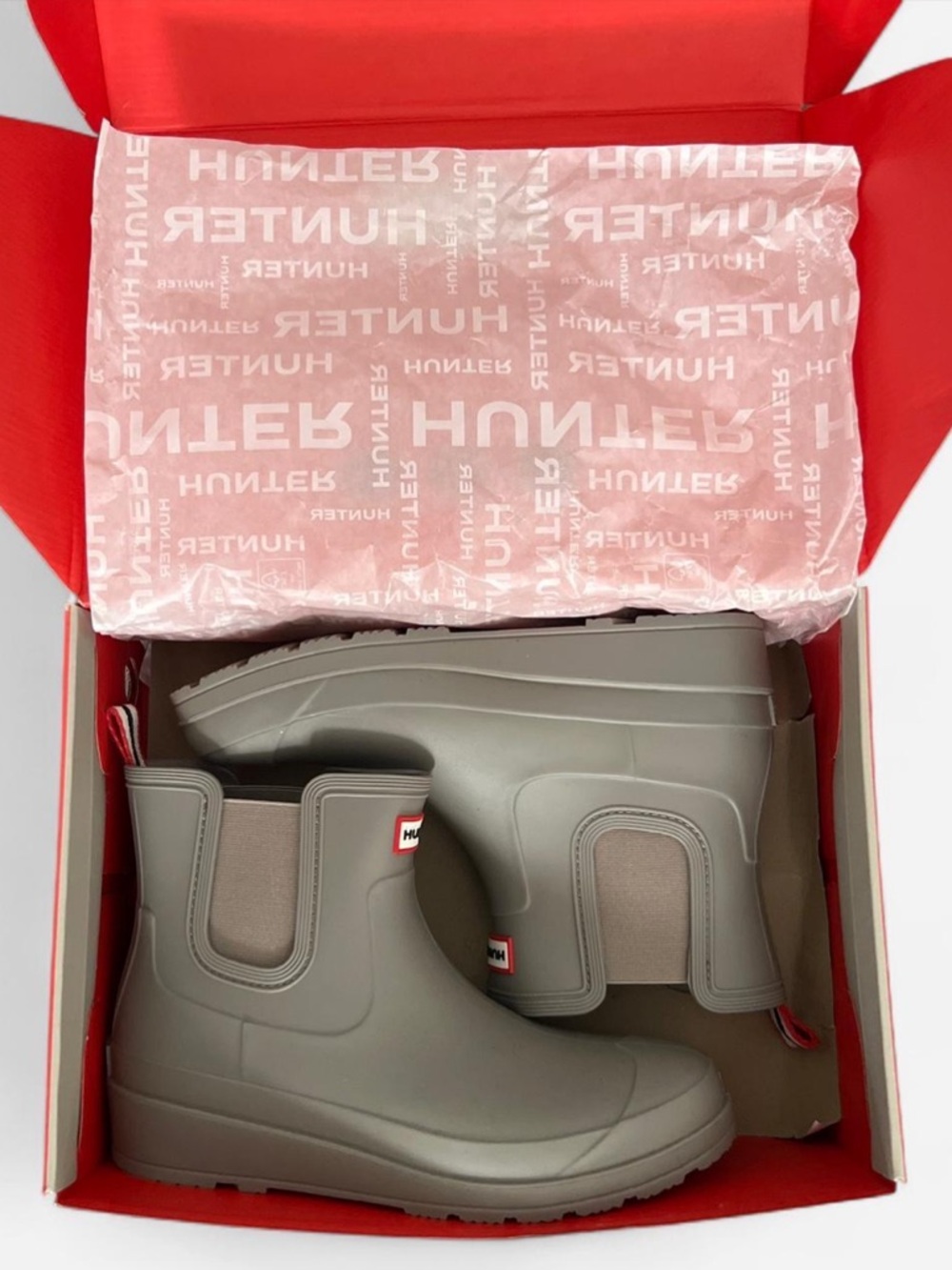SOLD Hunter Tabitha Rain Boots in Taupe